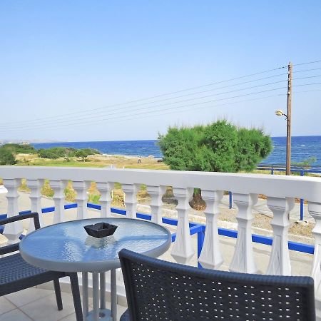 קיוטארי Loukas Beach Rooms מראה חיצוני תמונה