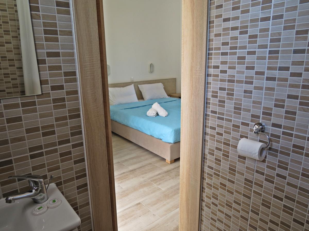 קיוטארי Loukas Beach Rooms מראה חיצוני תמונה
