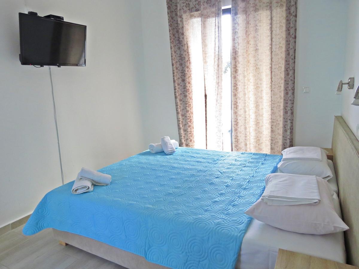 קיוטארי Loukas Beach Rooms מראה חיצוני תמונה