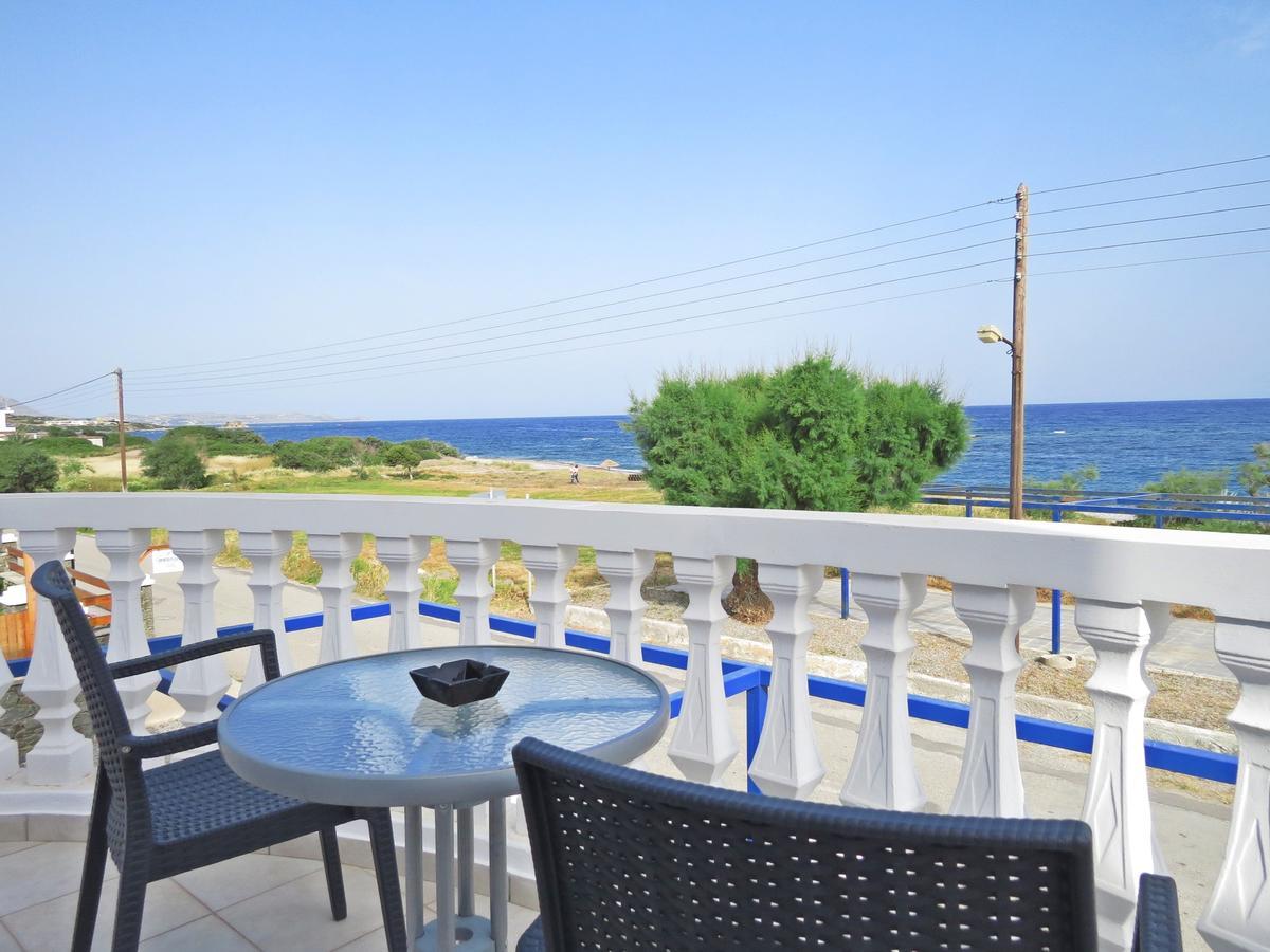 קיוטארי Loukas Beach Rooms מראה חיצוני תמונה